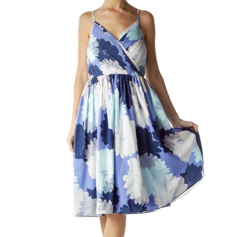Banana Republic Blue Floral Empire Waist Knee Length Dress with Pockets